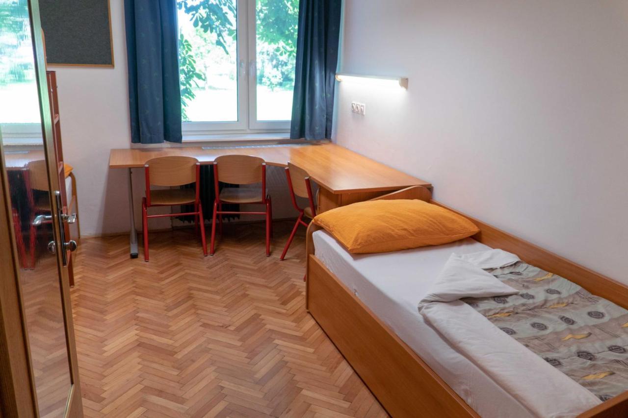 Dijaski Dom Bezigrad Ljubljana Hostel Kültér fotó