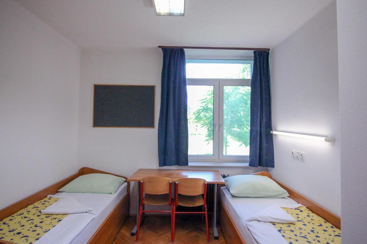 Dijaski Dom Bezigrad Ljubljana Hostel Kültér fotó